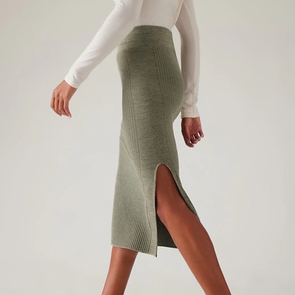 Athleta LUXE SEAMLESS SKIRT M